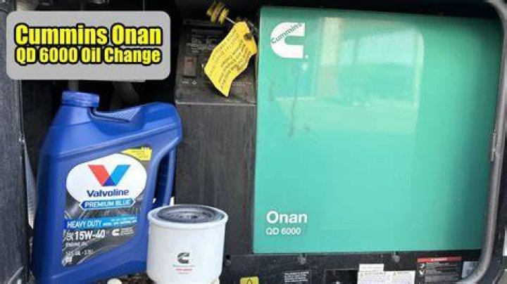 How does the Onan QD 6000 air conditioner work?