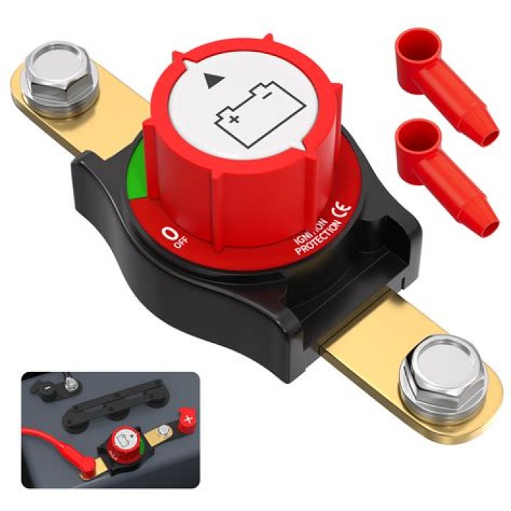 What does the battery disconnect switch do on a RV?